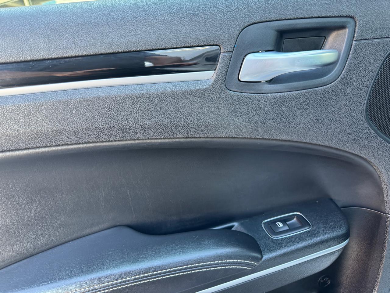 Chrysler 300 300S RWD 2023