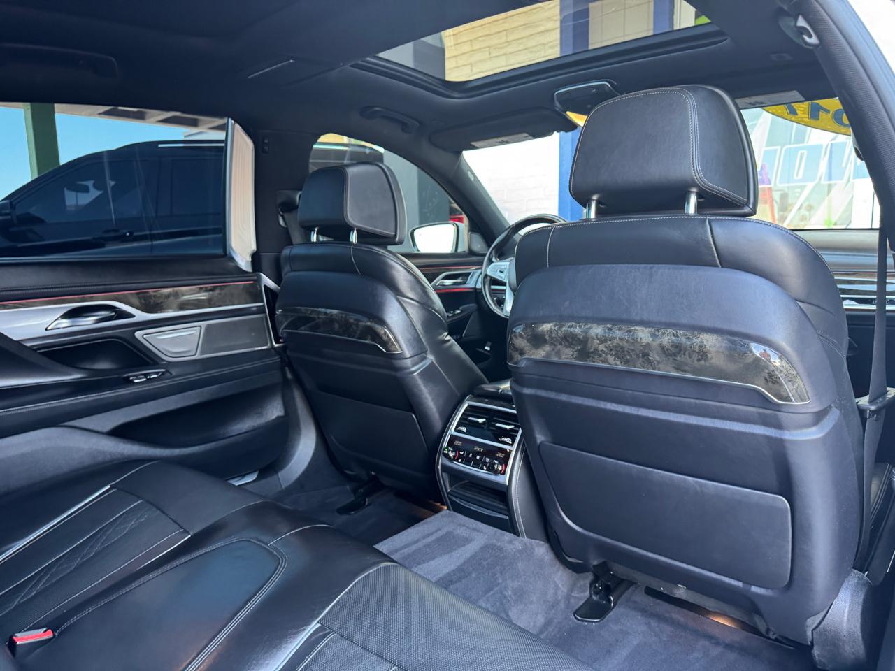 BMW 7 Series 750i Sedan 2017