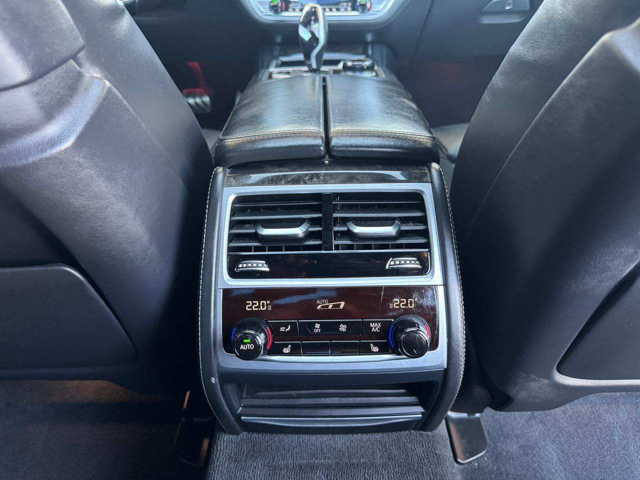 BMW 7 Series 750i Sedan 2017
