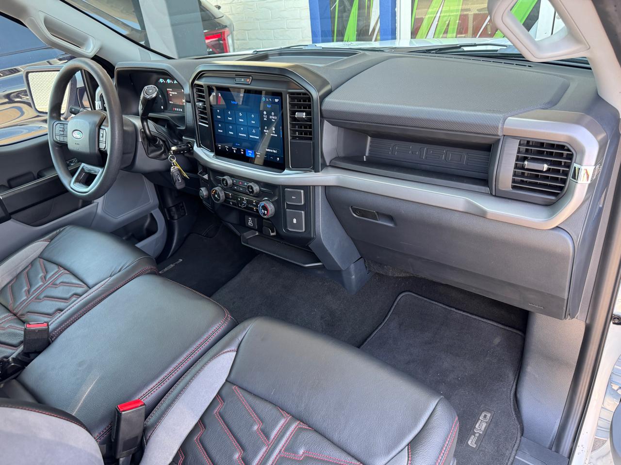 Ford F-150 XL 2WD Reg Cab 6.5' Box 2026