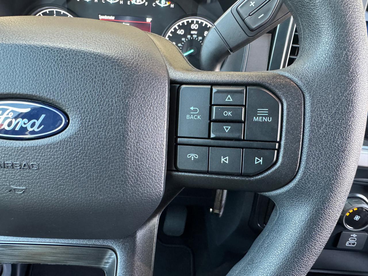 Ford F-150 XL 2WD Reg Cab 6.5' Box 2026