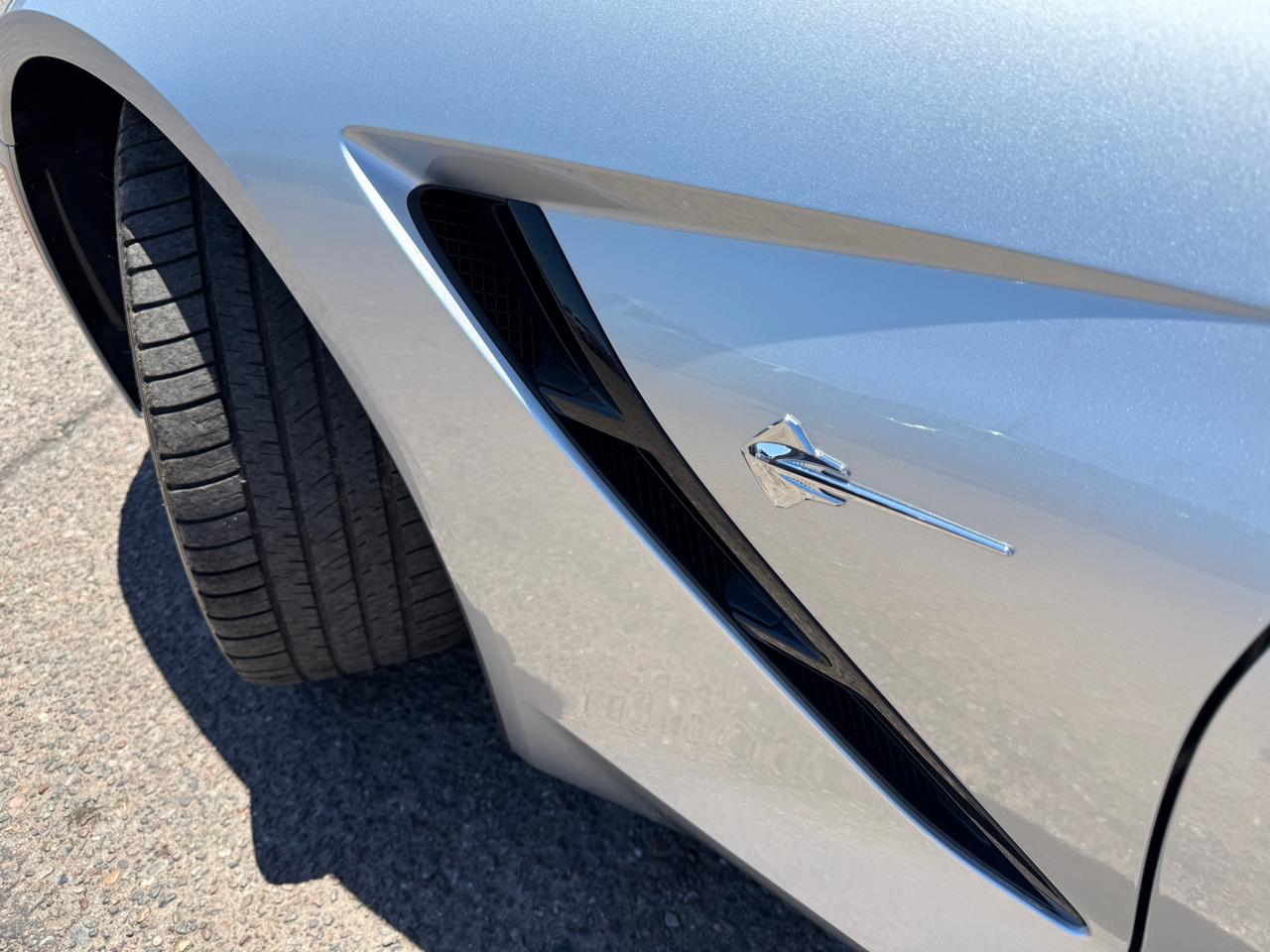 Chevrolet Corvette 2dr Stingray Cpe w/2LT 2016