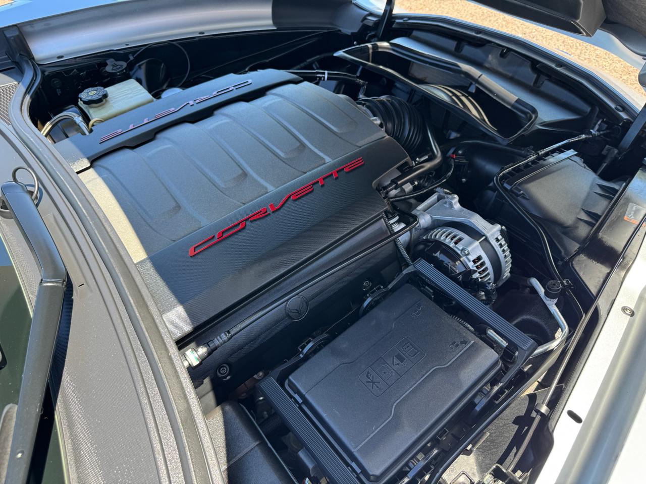 Chevrolet Corvette 2dr Stingray Cpe w/2LT 2016