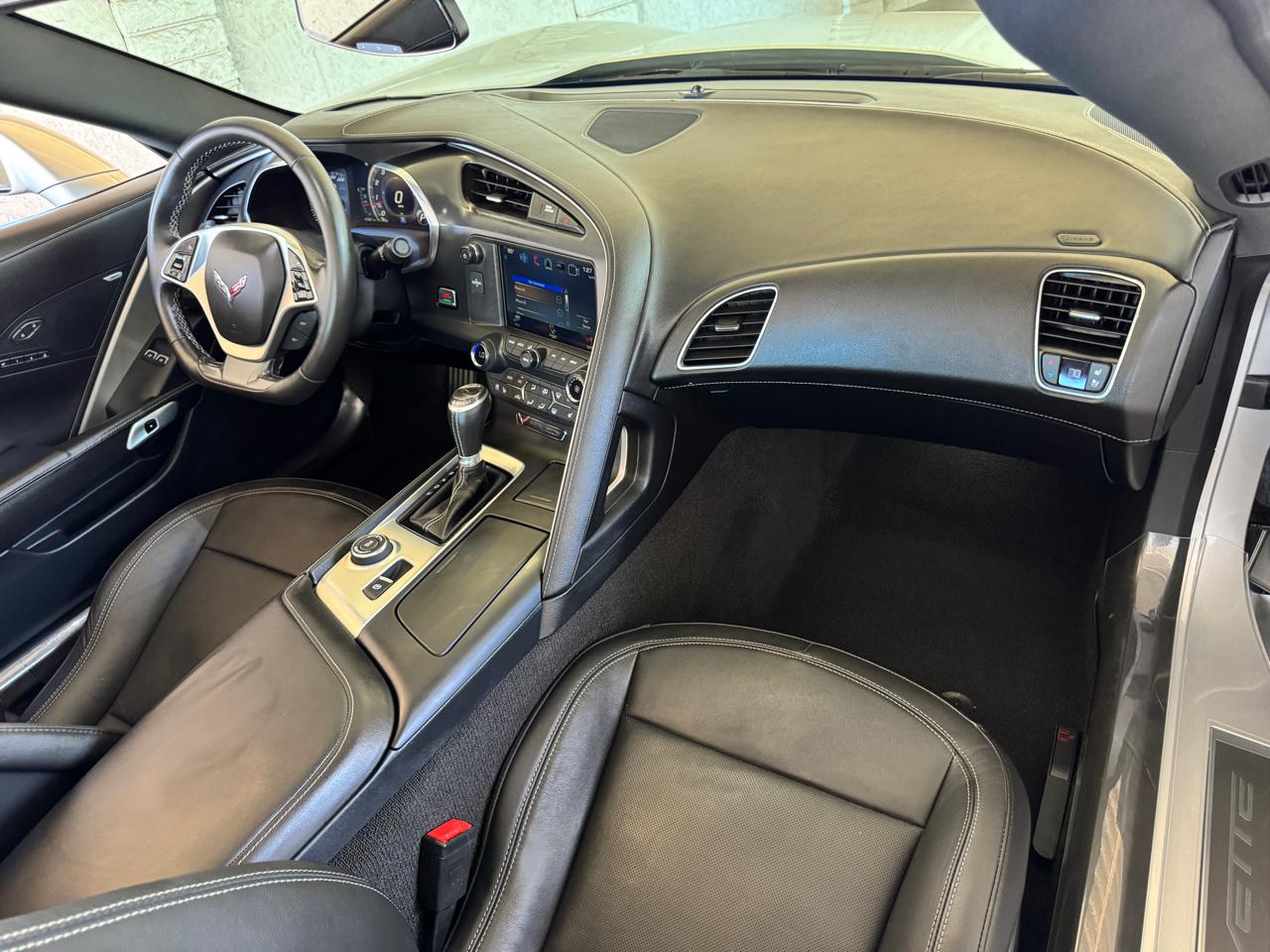 Chevrolet Corvette 2dr Stingray Cpe w/2LT 2016