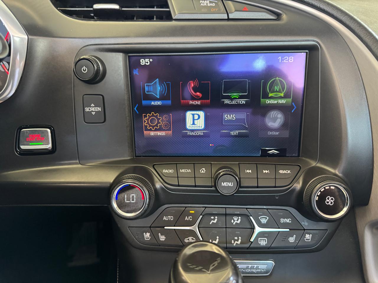 Chevrolet Corvette 2dr Stingray Cpe w/2LT 2016