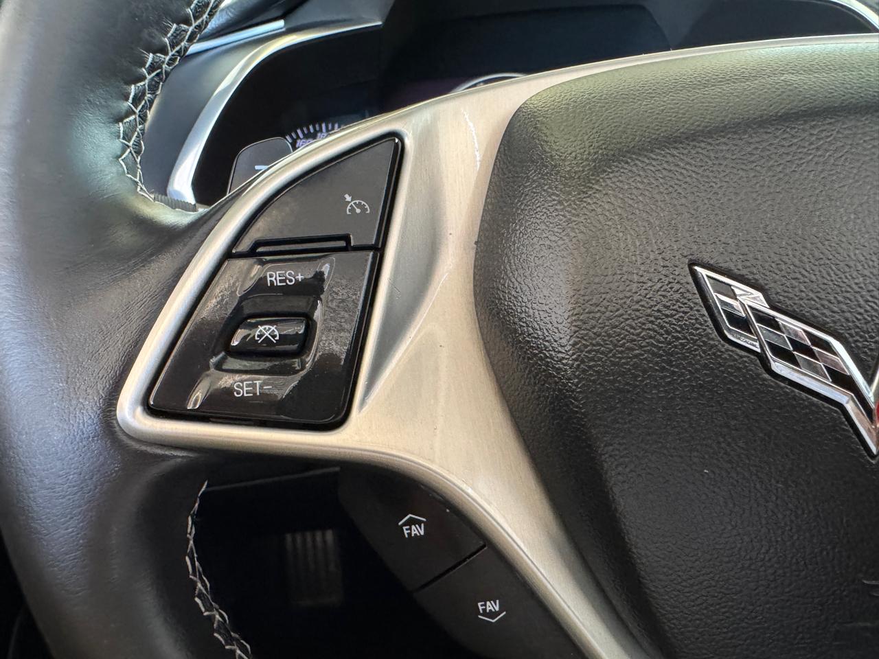 Chevrolet Corvette 2dr Stingray Cpe w/2LT 2016