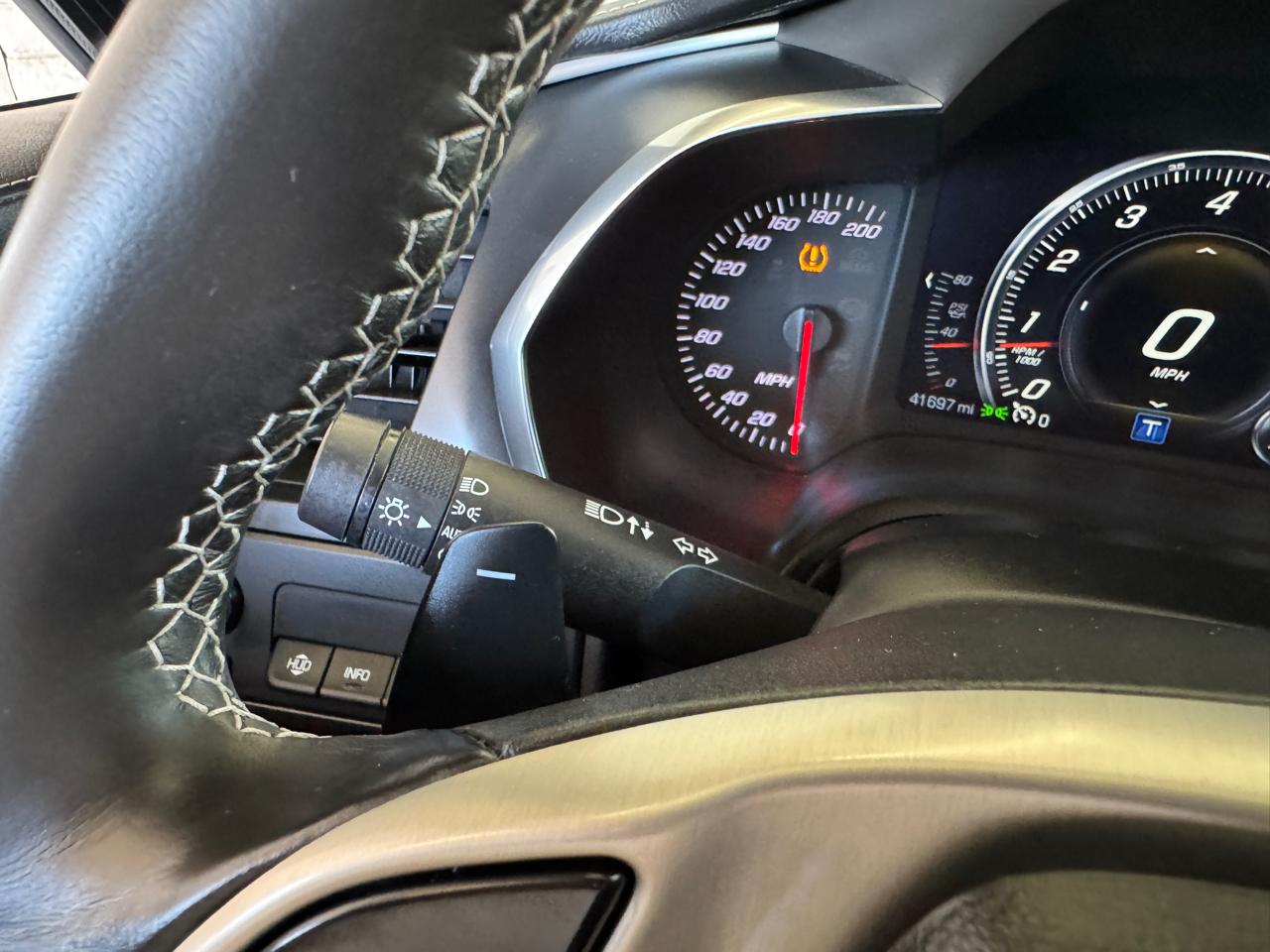 Chevrolet Corvette 2dr Stingray Cpe w/2LT 2016