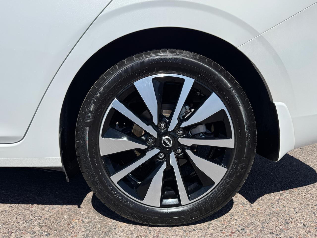 Nissan Sentra SV CVT 2025