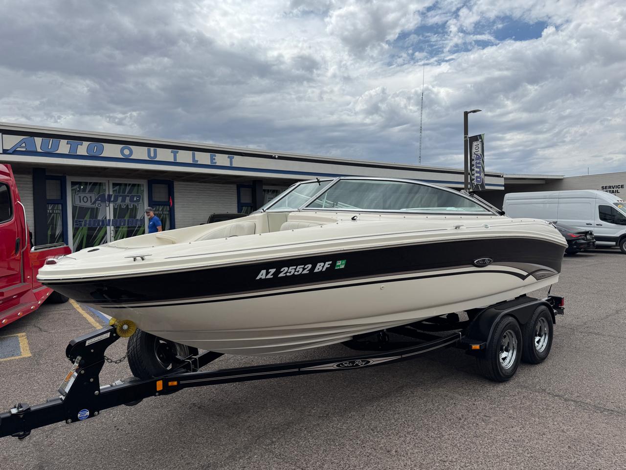 Sea Ray 200  2002