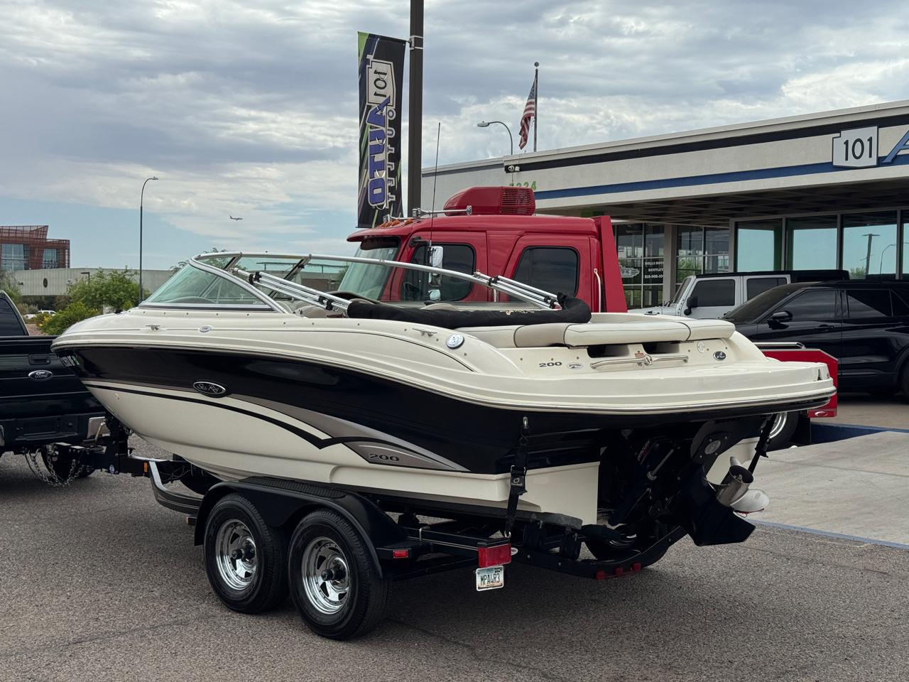 Sea Ray 200  2002