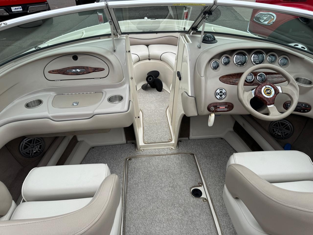 Sea Ray 200  2002