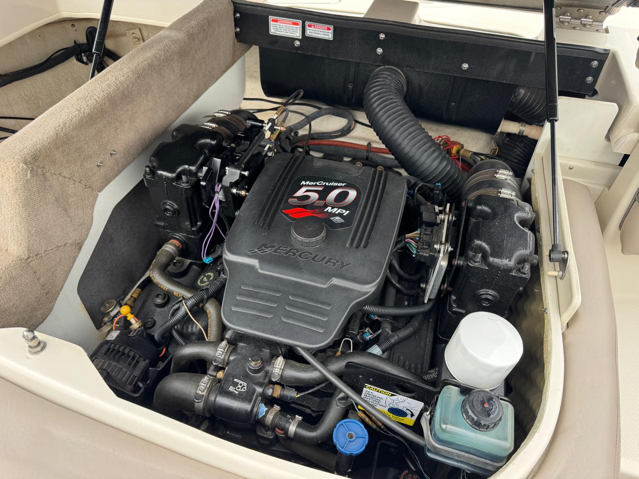 Sea Ray 200  2002