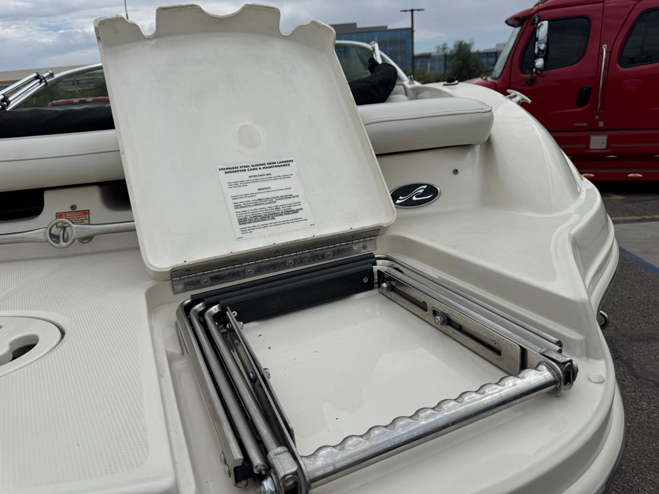 Sea Ray 200  2002