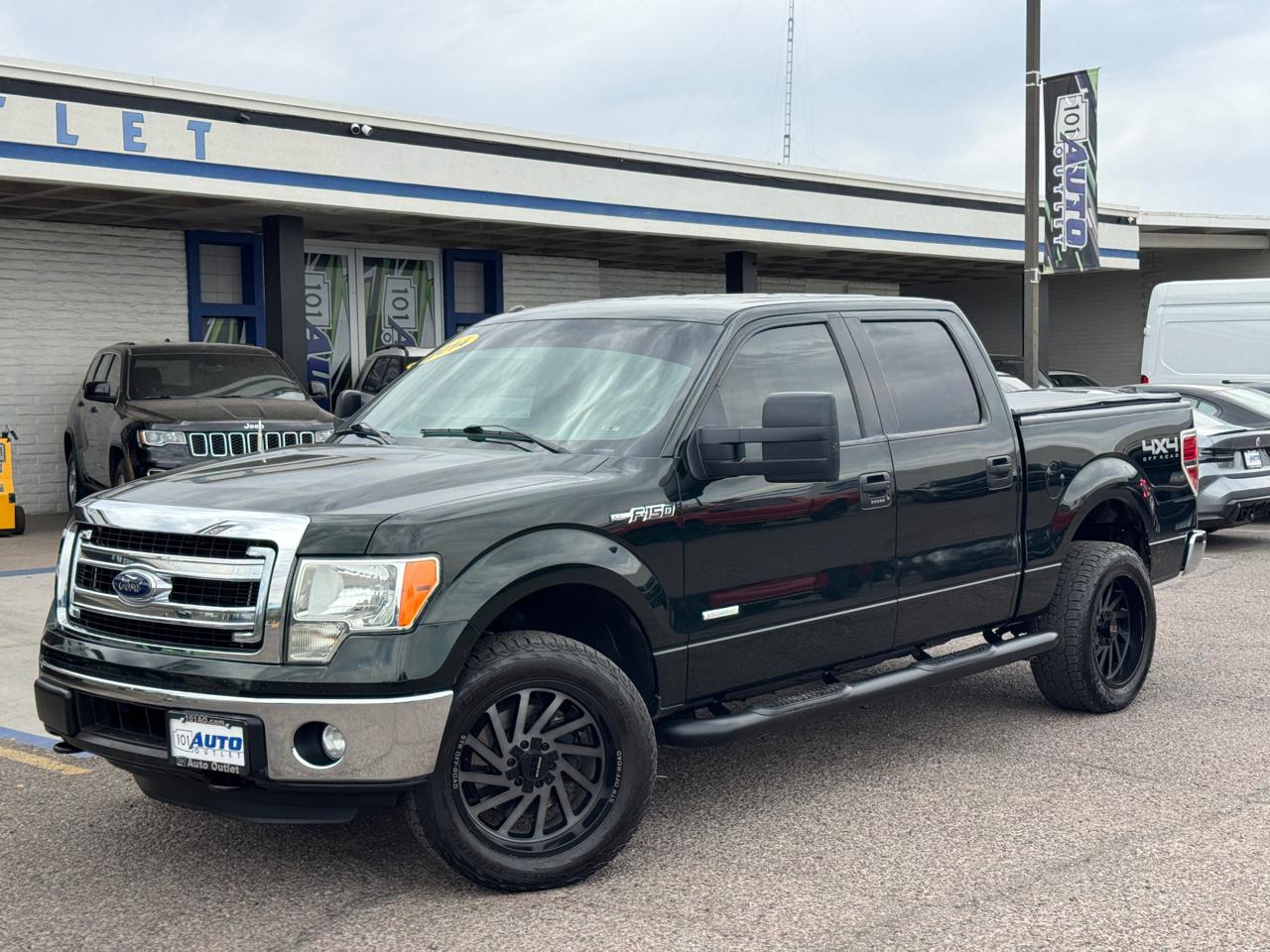 Ford F-150 4WD SuperCrew 145" XLT 2014