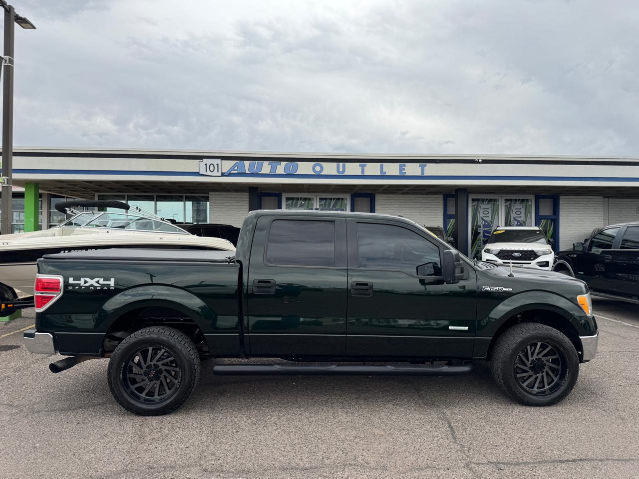 Ford F-150 4WD SuperCrew 145" XLT 2014