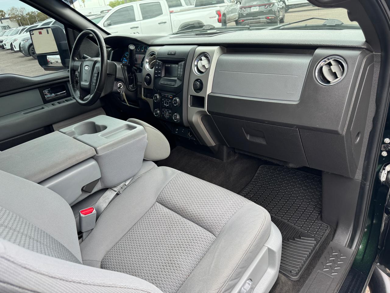 Ford F-150 4WD SuperCrew 145" XLT 2014