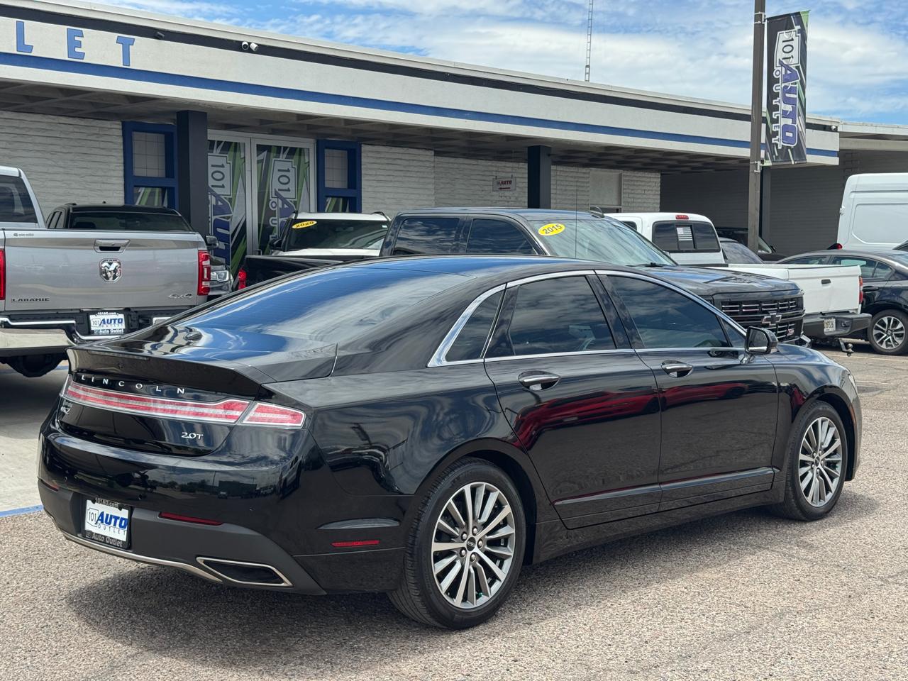 Lincoln MKZ Standard FWD 2020