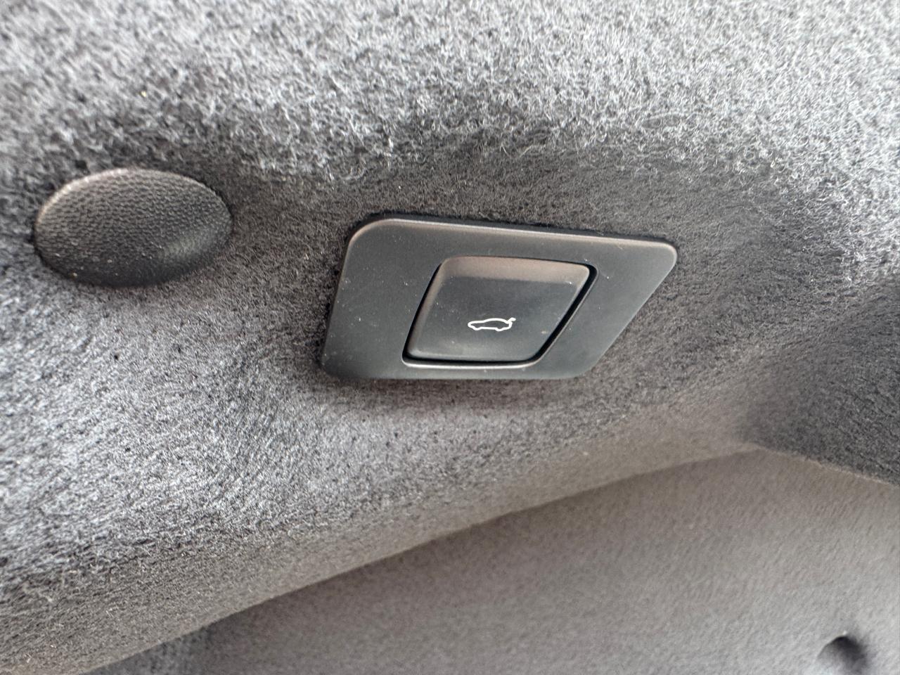 Lincoln MKZ Standard FWD 2020