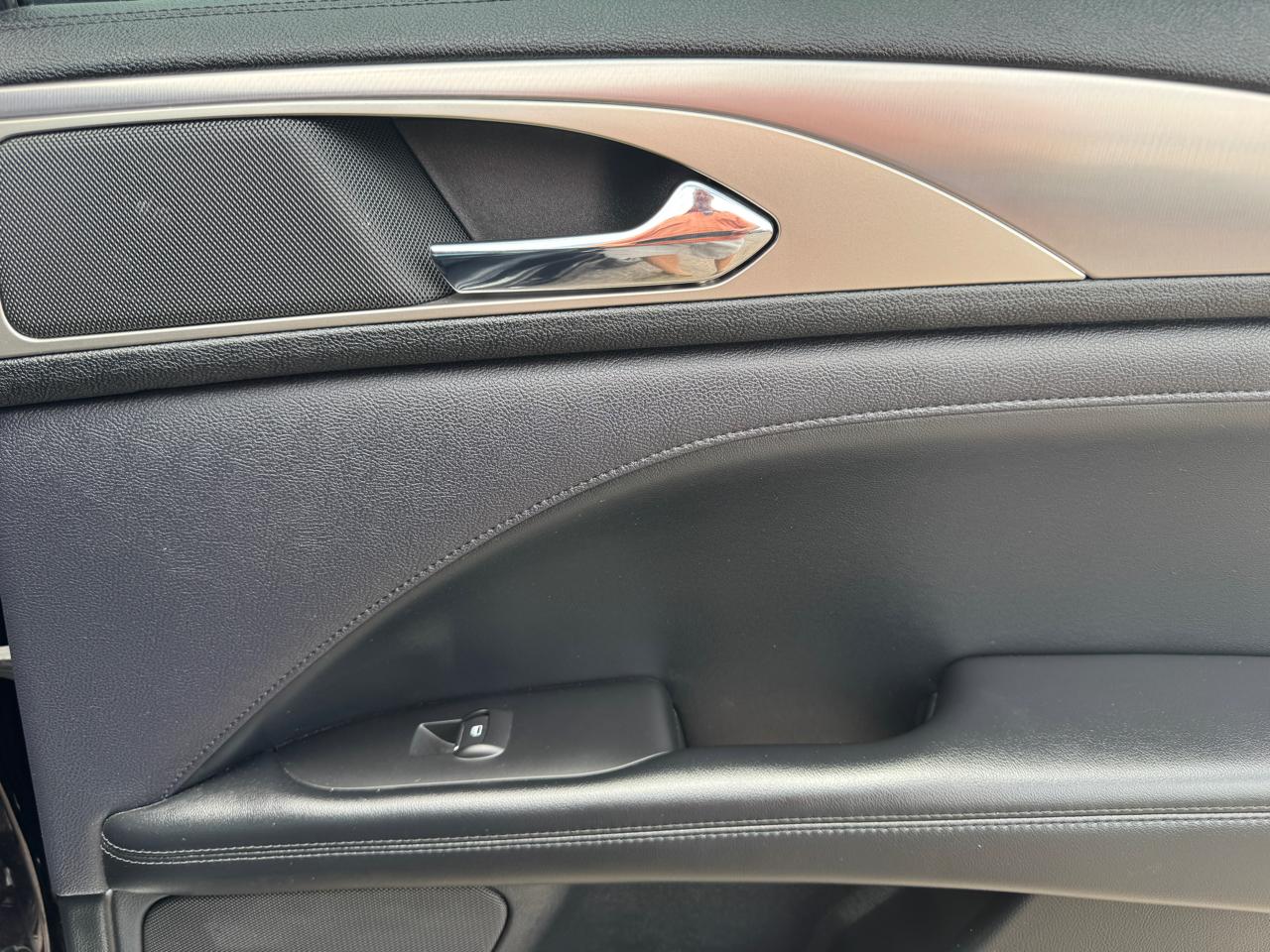 Lincoln MKZ Standard FWD 2020