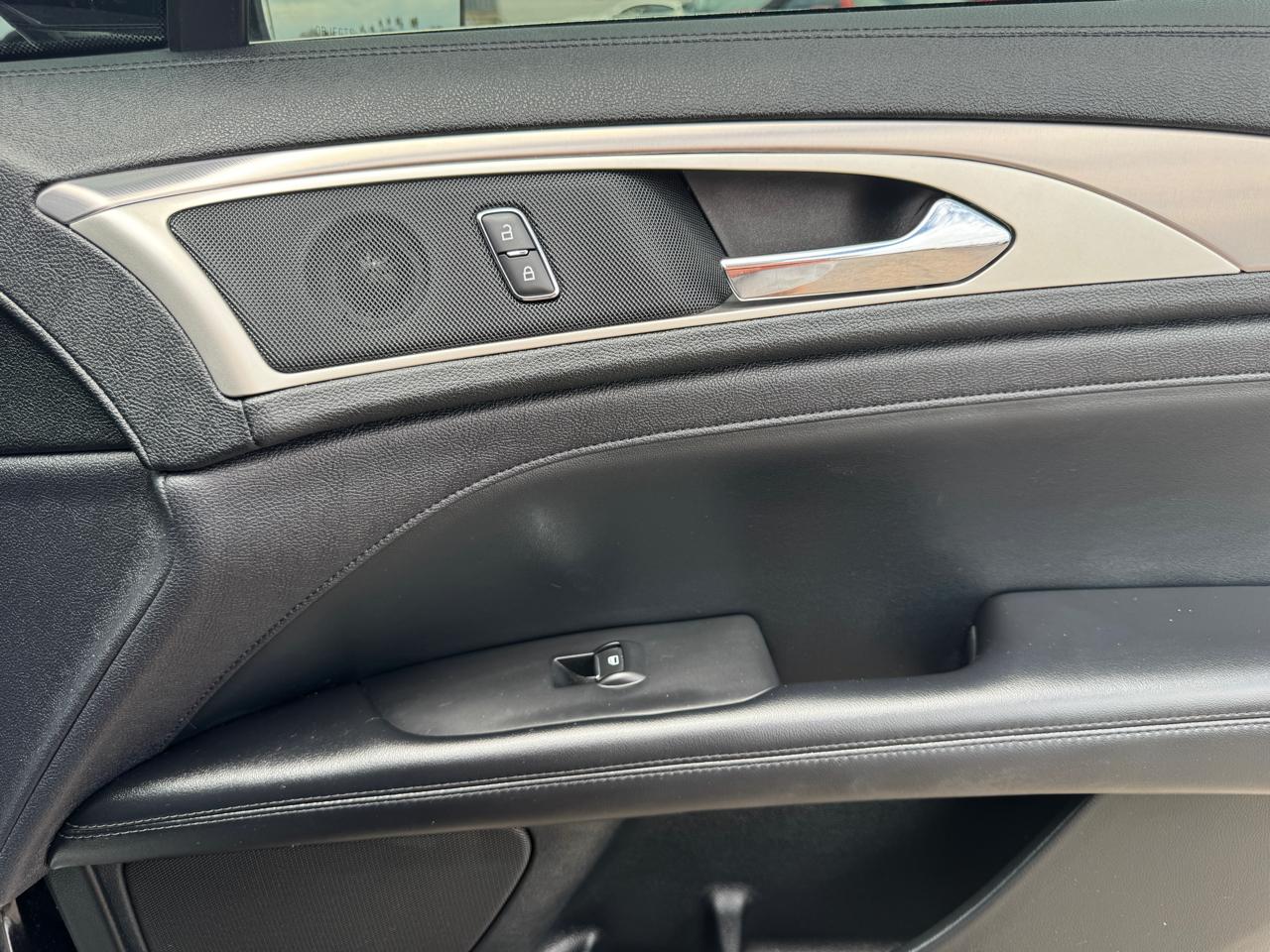 Lincoln MKZ Standard FWD 2020