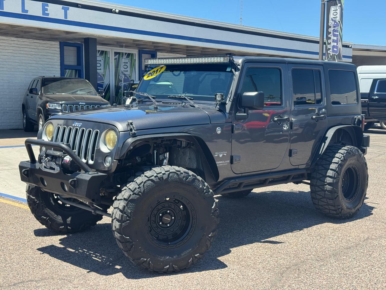 Jeep Wrangler Unlimited 4WD 4dr Sahara 2017