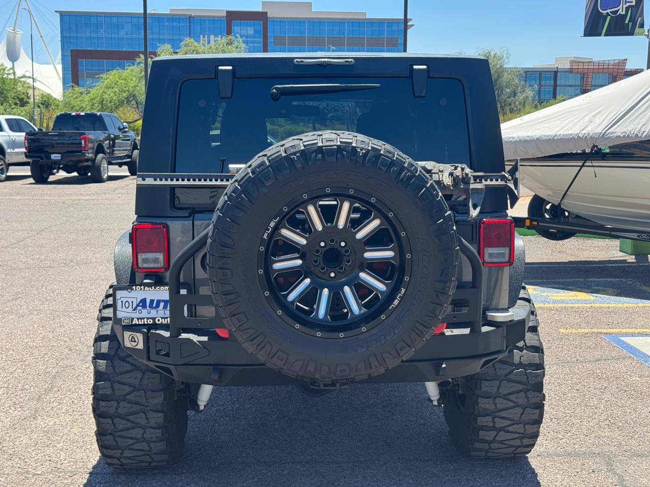 Jeep Wrangler Unlimited 4WD 4dr Sahara 2017