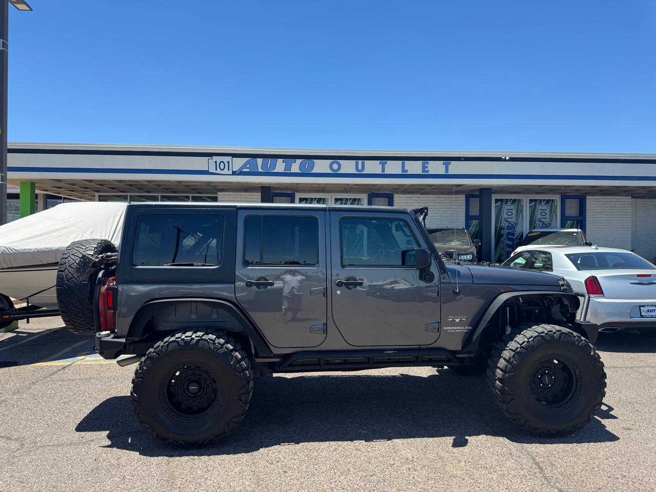 Jeep Wrangler Unlimited 4WD 4dr Sahara 2017