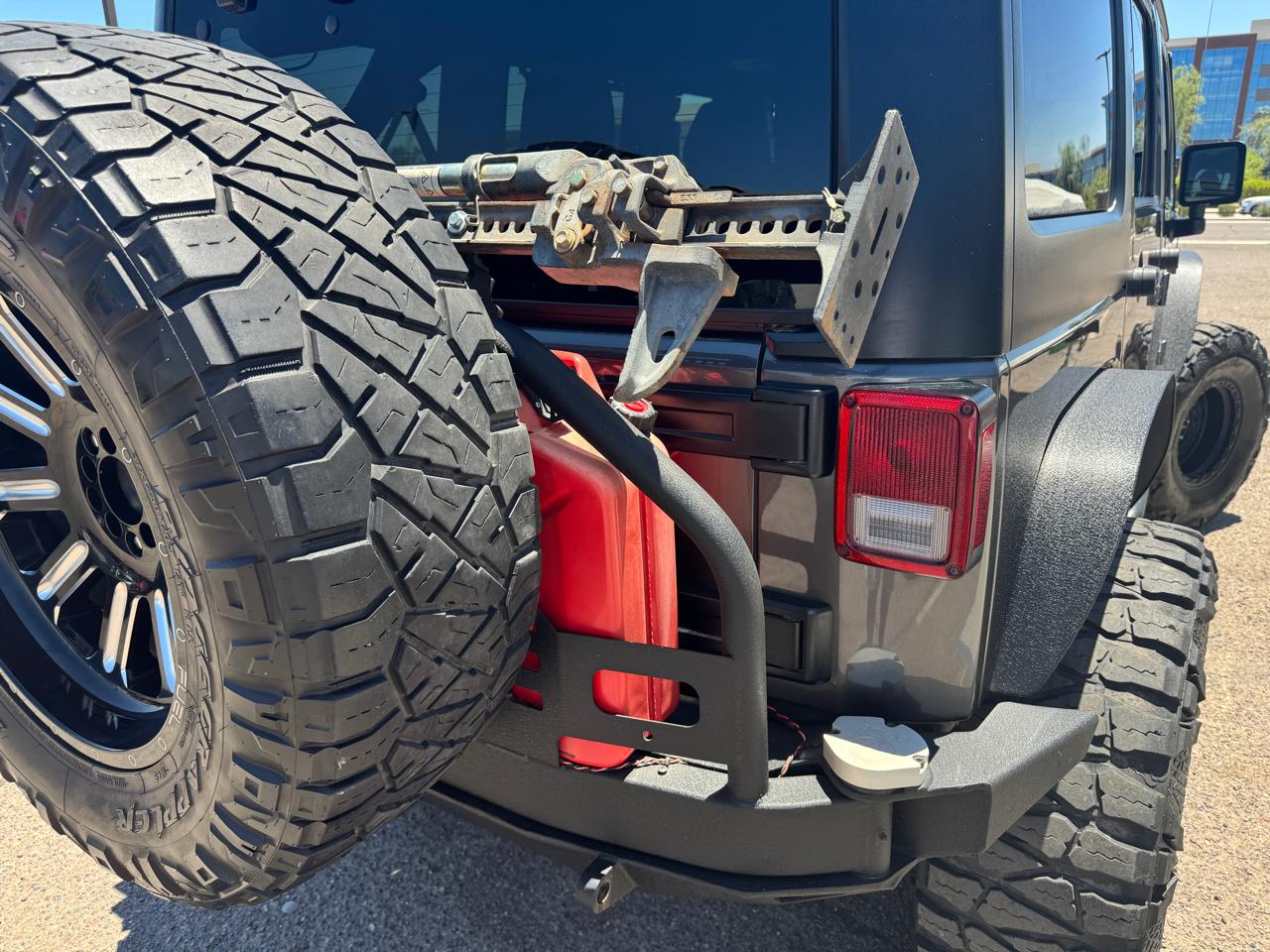 Jeep Wrangler Unlimited 4WD 4dr Sahara 2017
