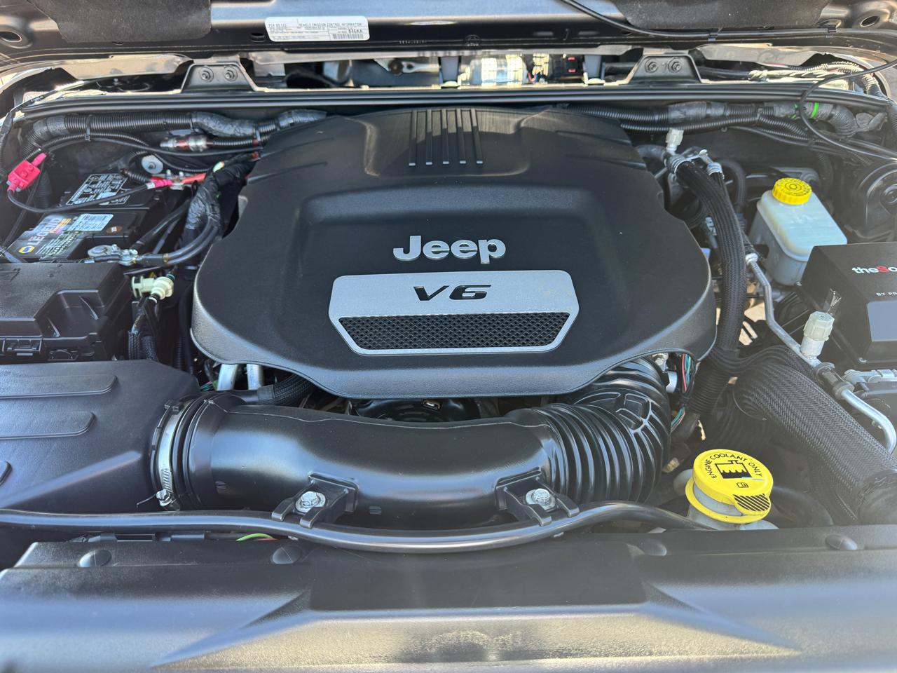 Jeep Wrangler Unlimited 4WD 4dr Sahara 2017