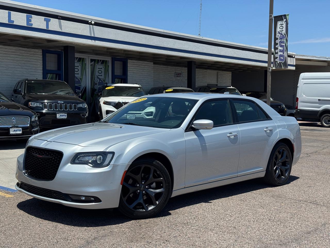 2023 Chrysler 300 300S RWD