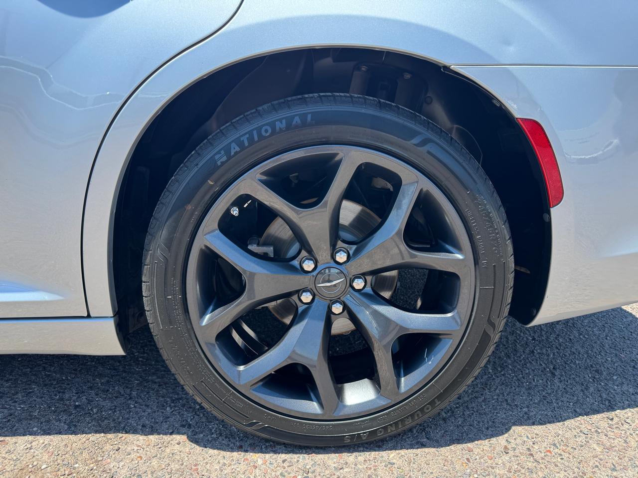 Chrysler 300 300S RWD 2023