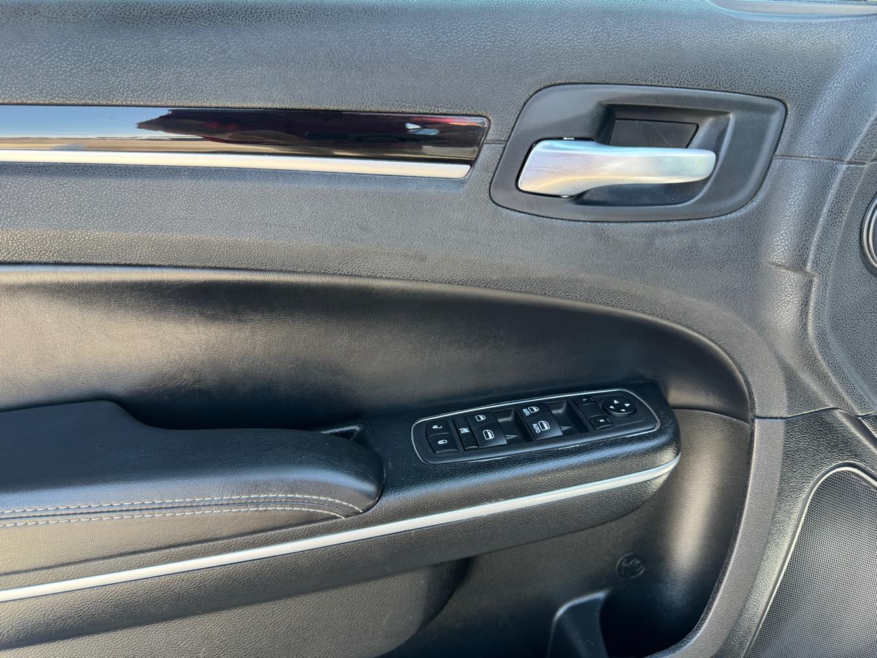 Chrysler 300 300S RWD 2023