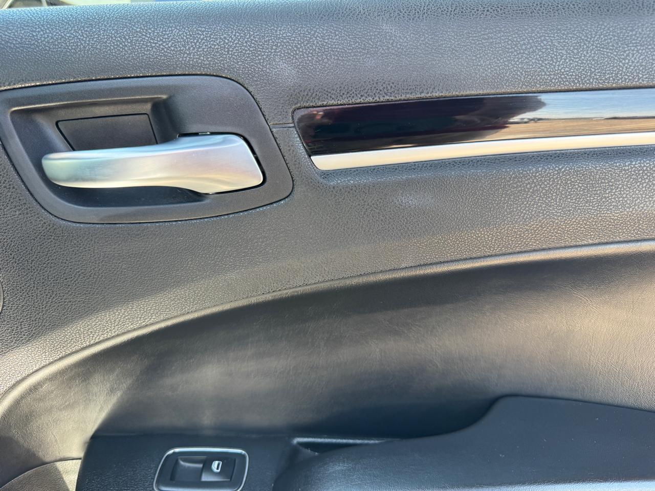 Chrysler 300 300S RWD 2023
