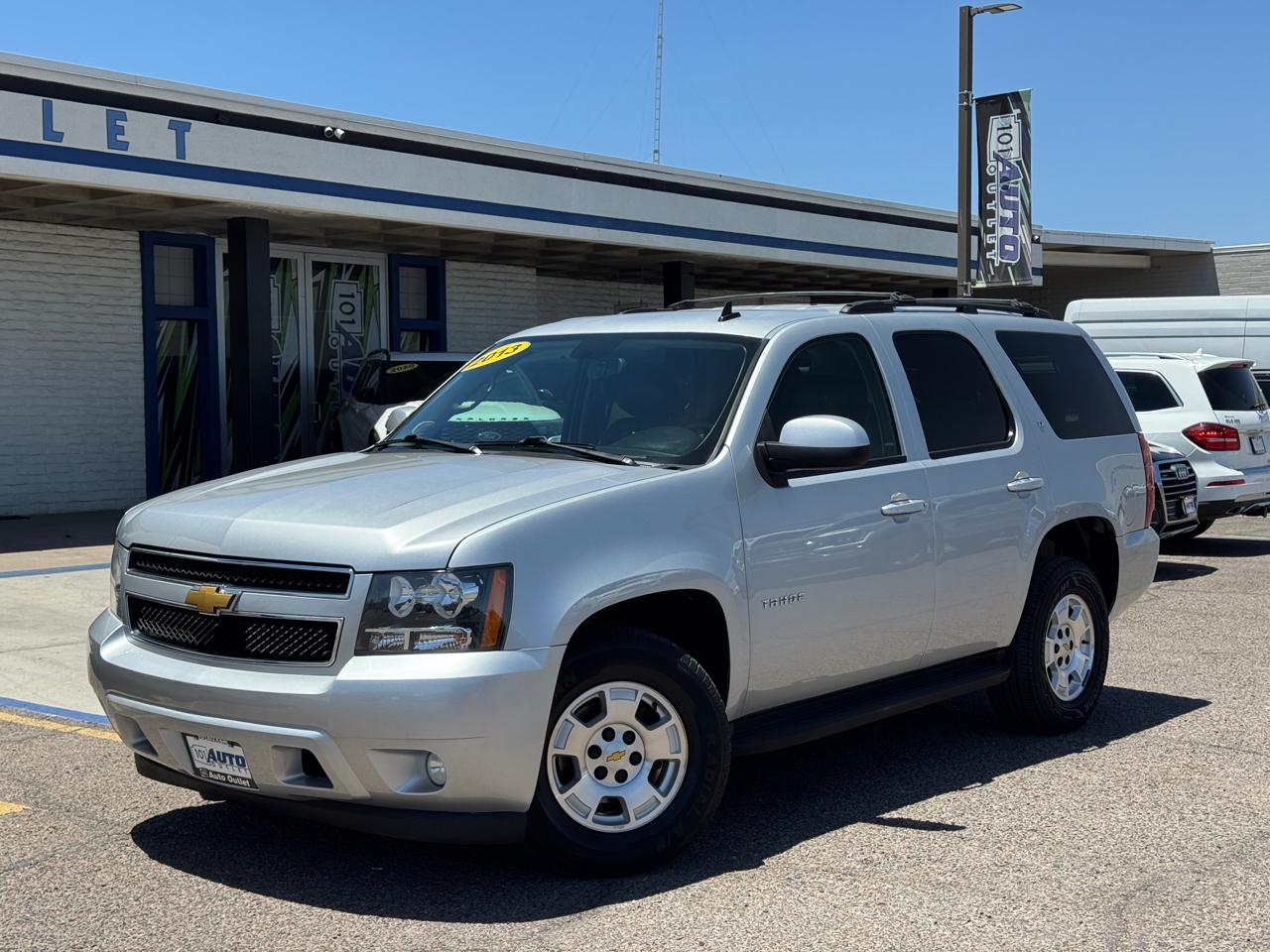 Chevrolet Tahoe 2WD 4dr 1500 LT 2013