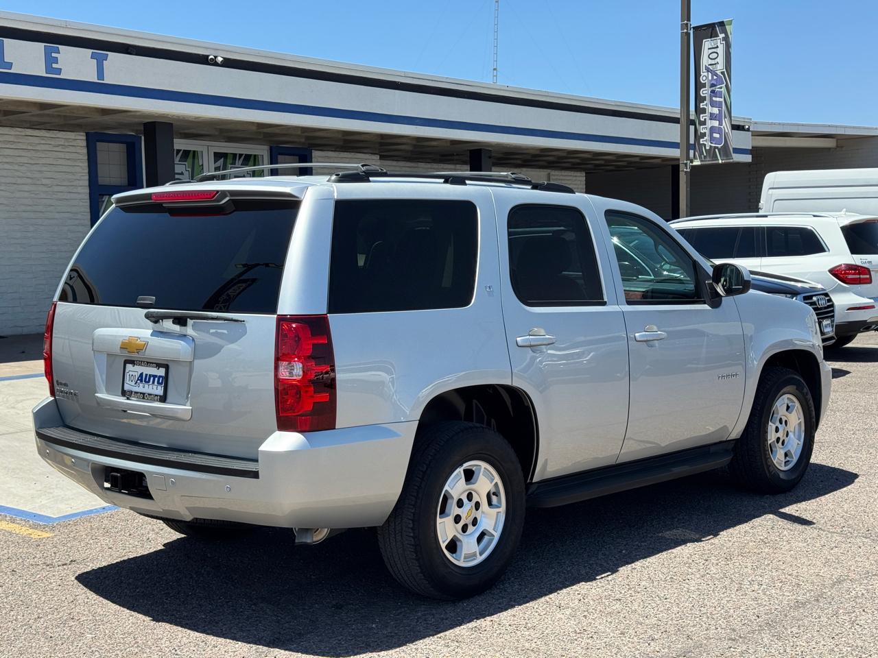 Chevrolet Tahoe 2WD 4dr 1500 LT 2013