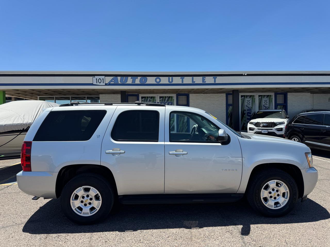 Chevrolet Tahoe 2WD 4dr 1500 LT 2013