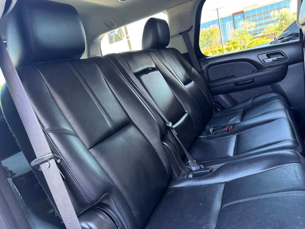Chevrolet Tahoe 2WD 4dr 1500 LT 2013