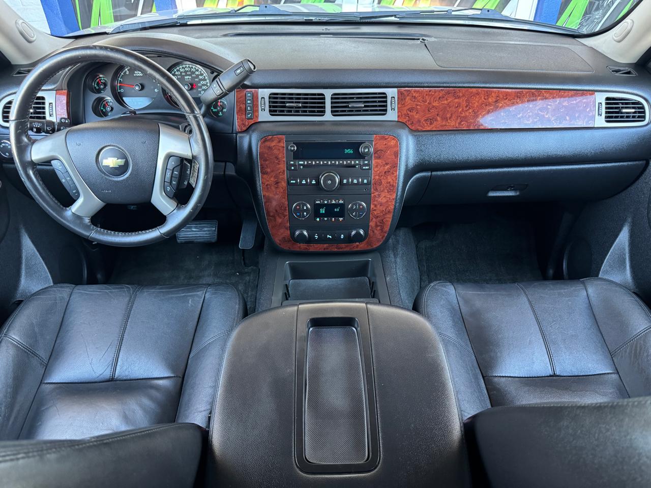 Chevrolet Tahoe 2WD 4dr 1500 LT 2013