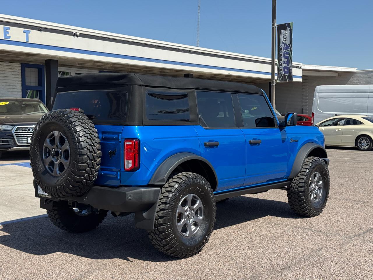 Ford Bronco Base 4 Door 4x4 2023