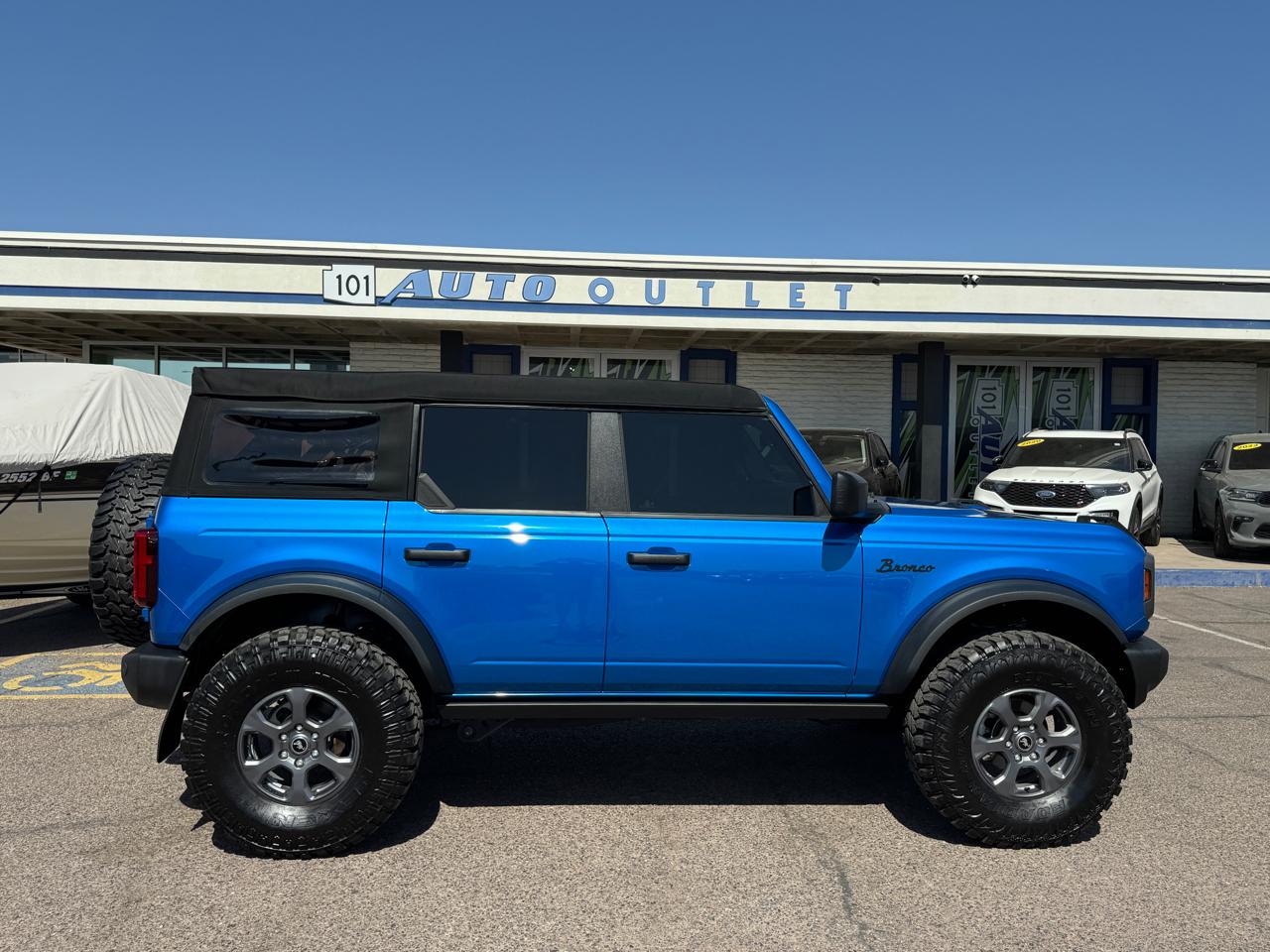 Ford Bronco Base 4 Door 4x4 2023