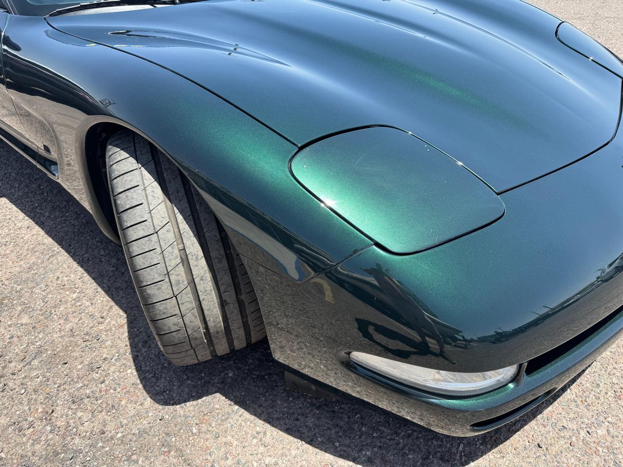 Chevrolet Corvette 2dr Convertible 2000