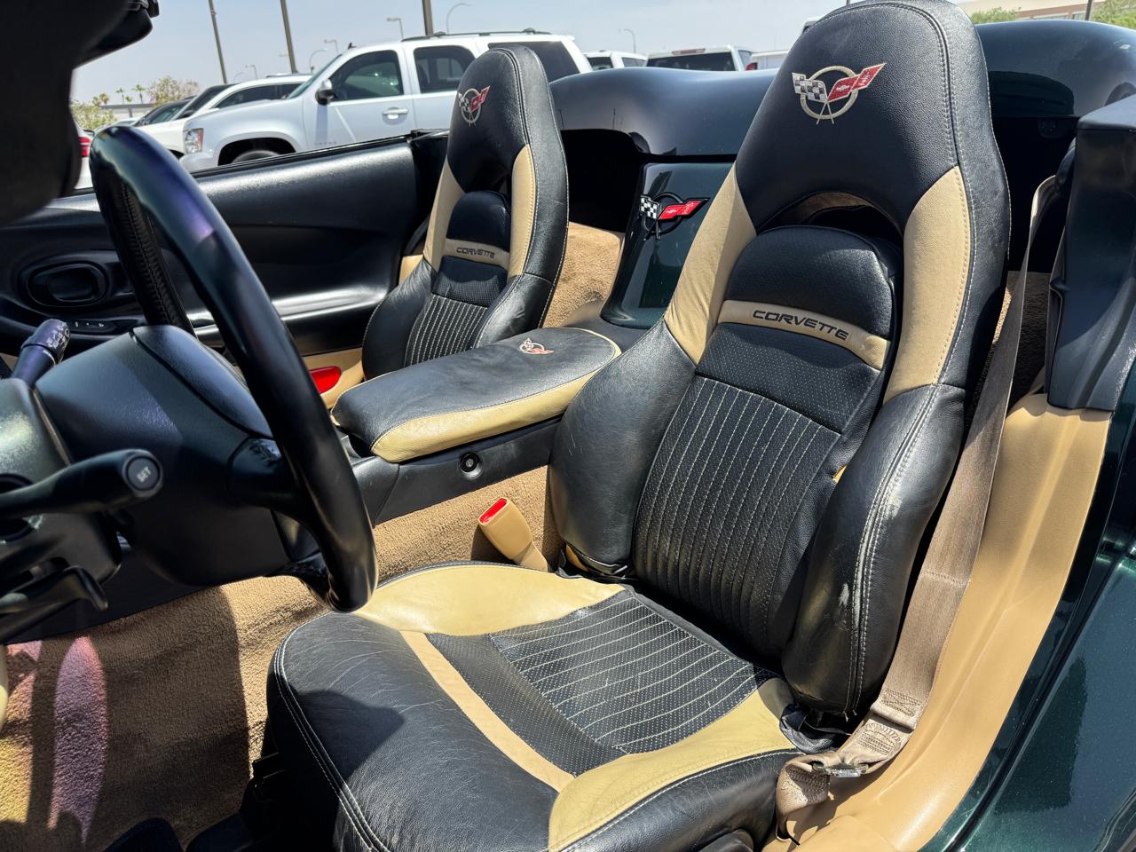 Chevrolet Corvette 2dr Convertible 2000