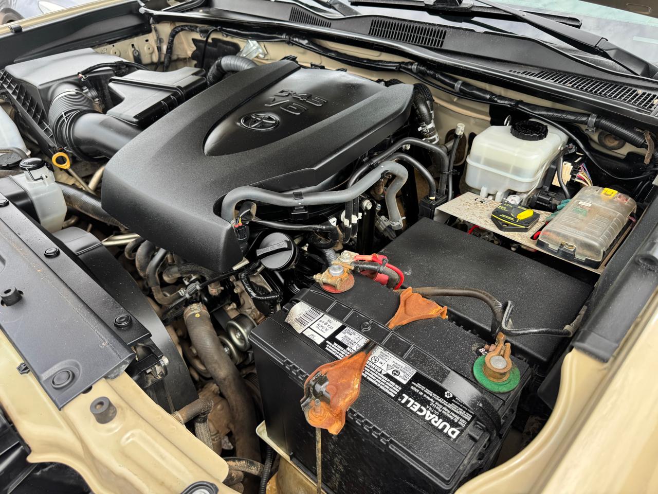 Toyota Tacoma 4WD Double Cab V6 AT SR (Natl) 2016
