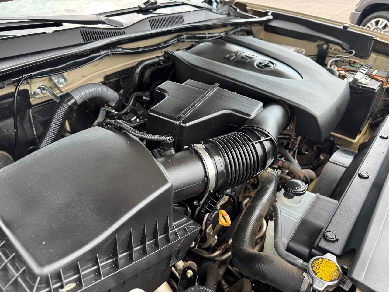 Toyota Tacoma 4WD Double Cab V6 AT SR (Natl) 2016
