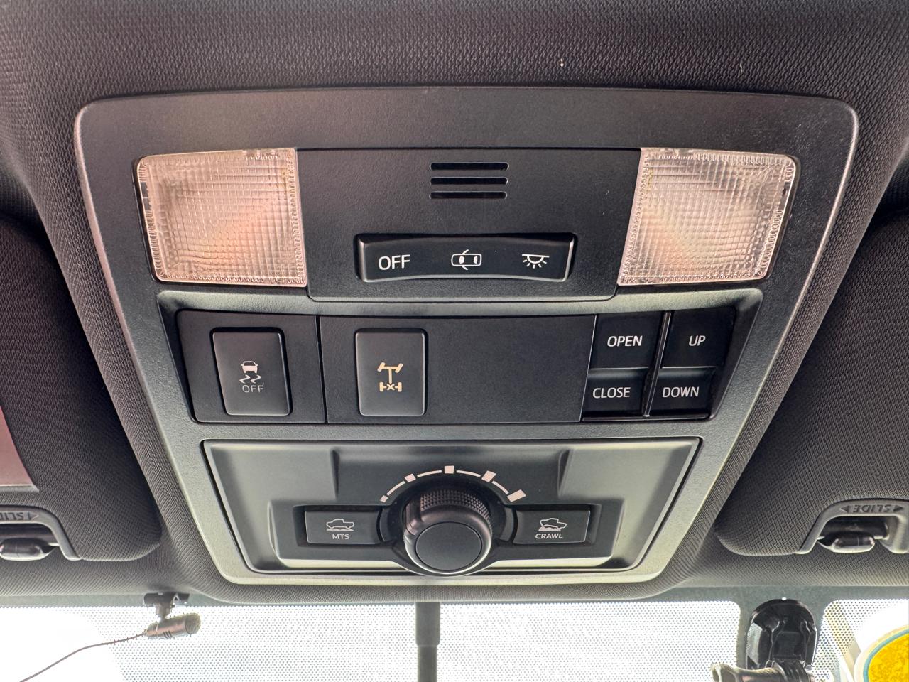 Toyota Tacoma 4WD Double Cab V6 AT SR (Natl) 2016