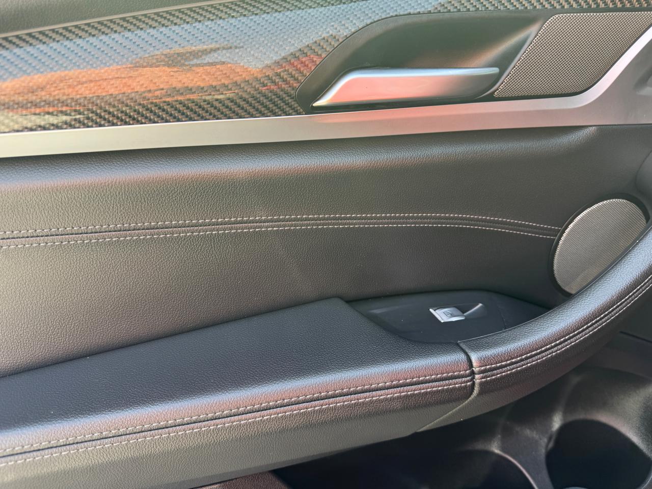 BMW X4 M40i Sports Activity Coupe 2021