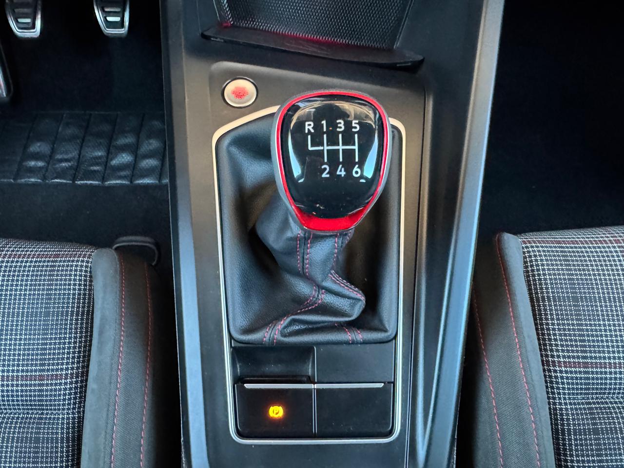 Volkswagen Golf GTI 2.0T S Manual 2022