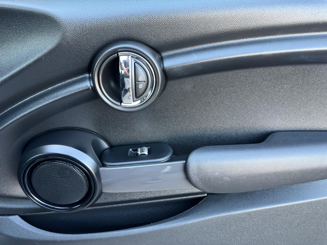 MINI Hardtop 2 Door Cooper FWD 2018