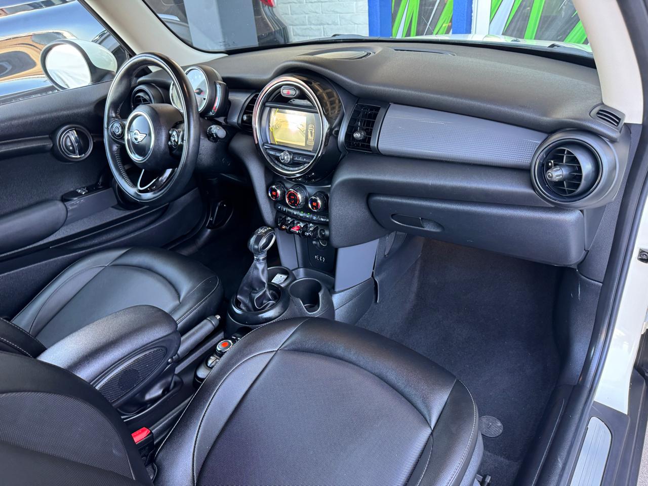 MINI Hardtop 2 Door Cooper FWD 2018