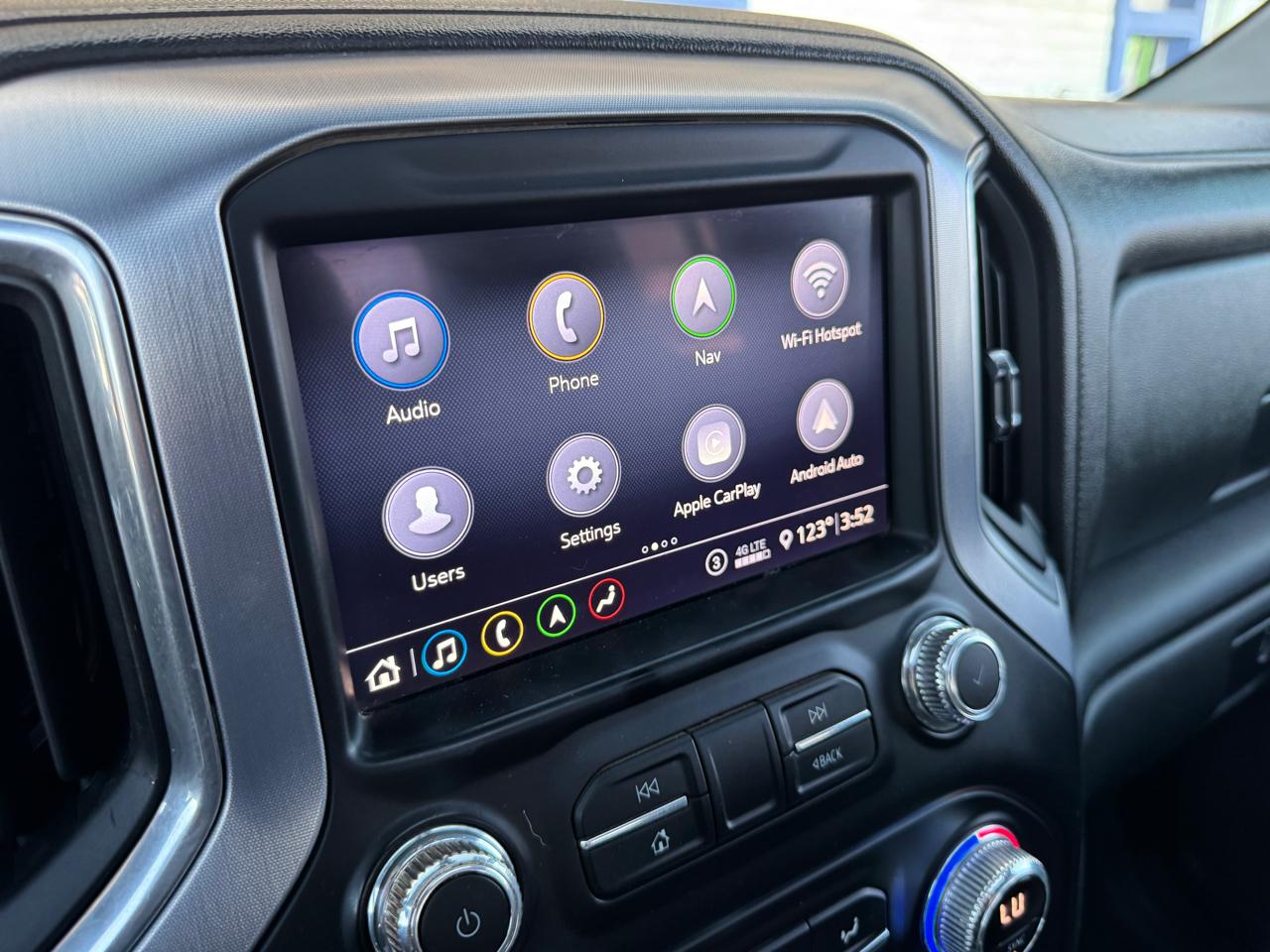 GMC Sierra 2500HD 4WD Crew Cab 159" SLT 2020